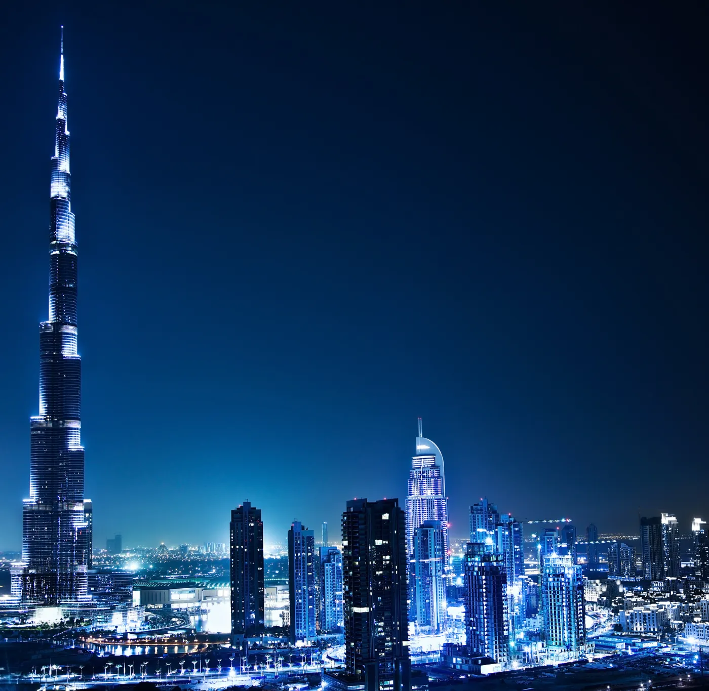 Burj Khalifa illuminé la nuit, Dubaï